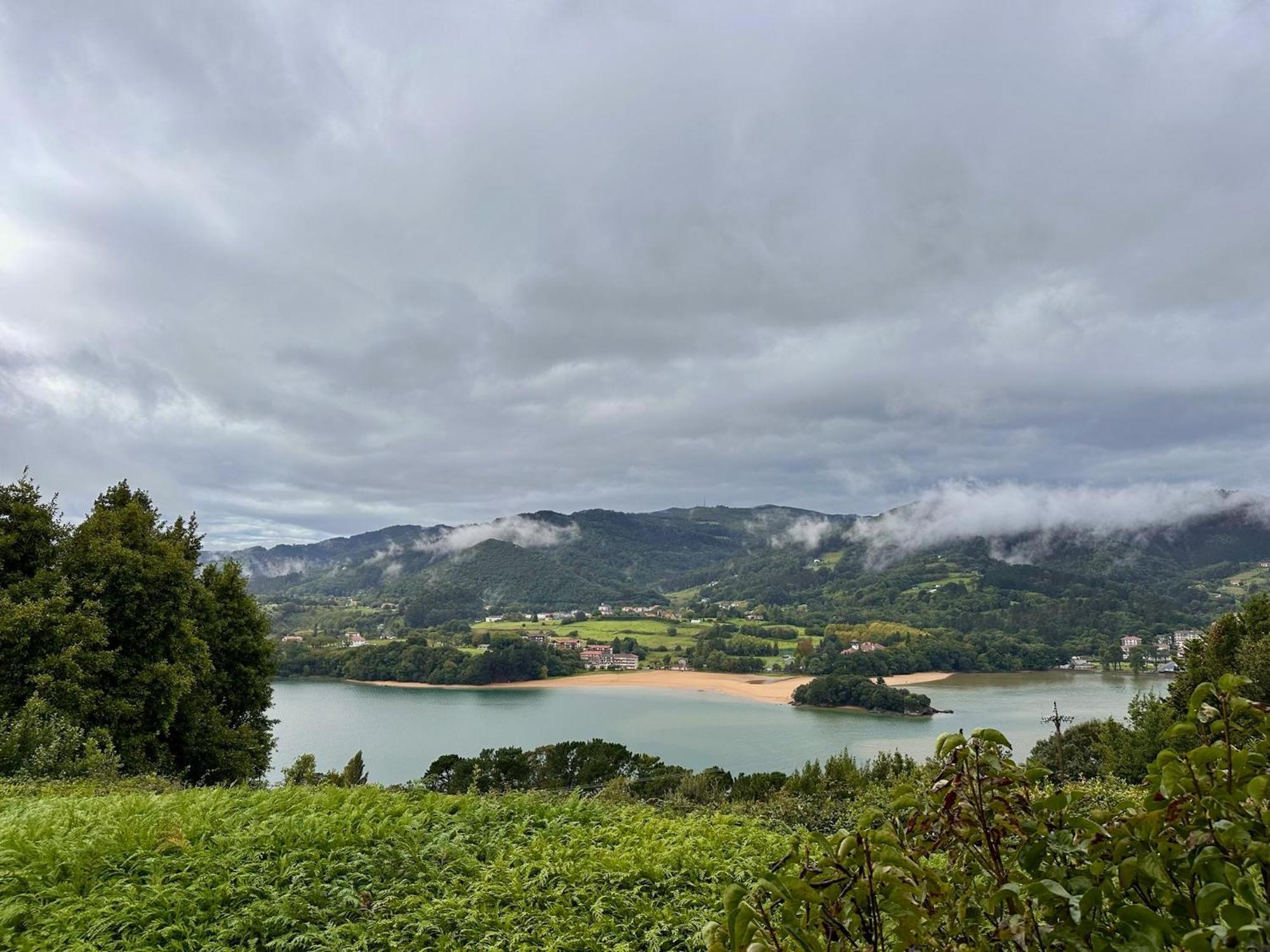 Kanala, Estupendas Vistas Al Urdaibai Canala المظهر الخارجي الصورة